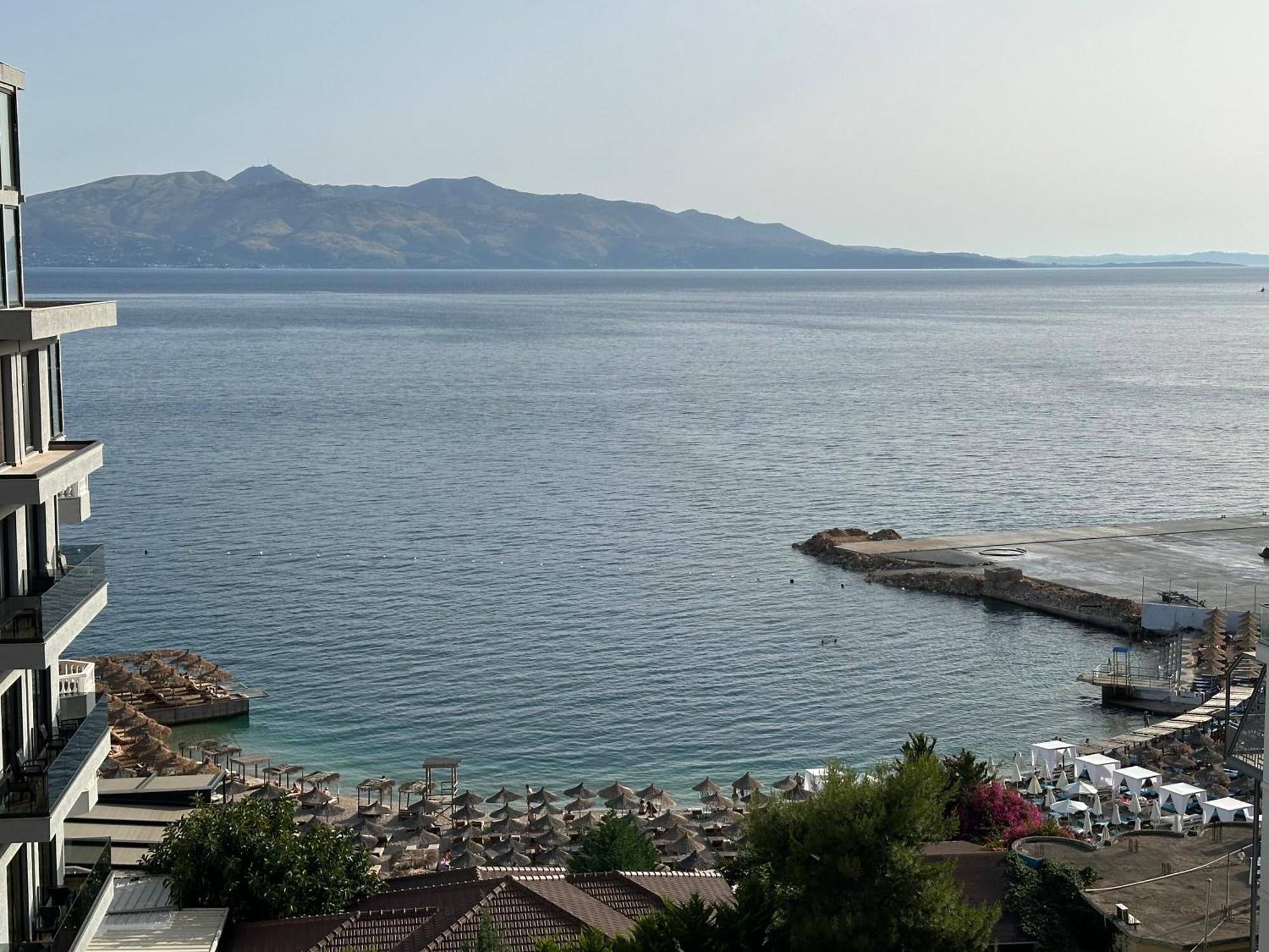 Dream Hotel Saranda ภายนอก รูปภาพ