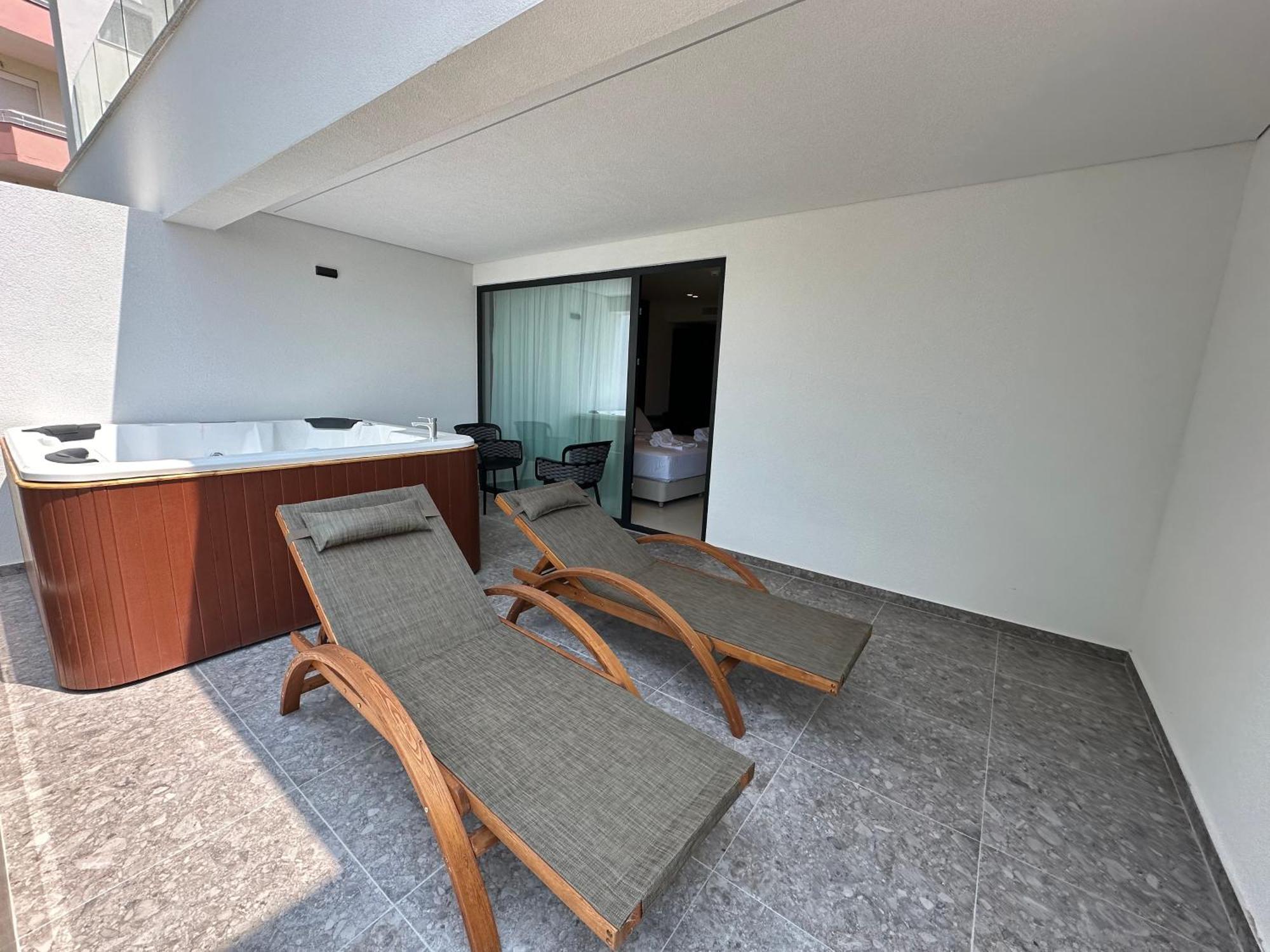 Dream Hotel Saranda ภายนอก รูปภาพ
